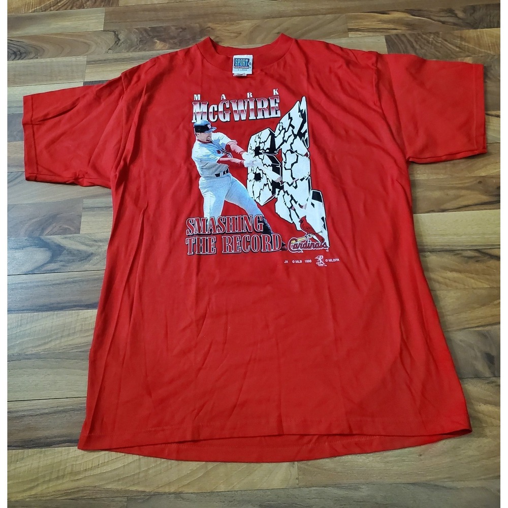 Vintage 1998 St Louis Cardinals Mark McGwire Smashing The Record T-shirt Size XL